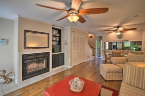 Coastal Townhome - 2 Miles to Huntington Beach!, Myrtle Beach